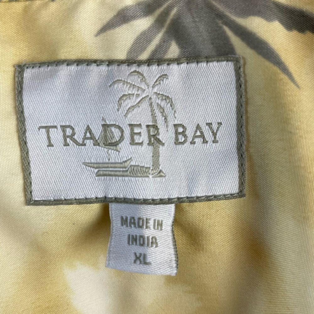 Trader Bay Yellow Tropical Button Down Shirt Size… - image 7